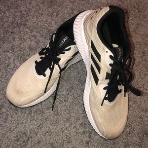 Adidas Aerobounce Sneakers